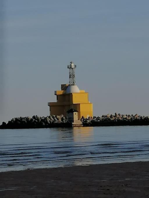 Orizzonte Marino Giallo Angolo Solare Verso La Laguna Cavallino-Treporti Exterior photo