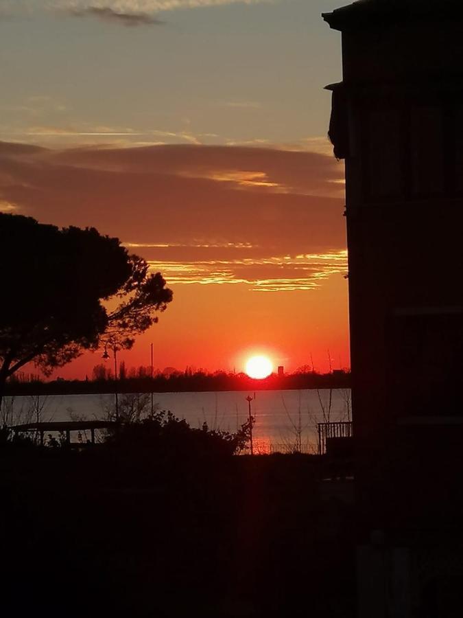 Orizzonte Marino Giallo Angolo Solare Verso La Laguna Cavallino-Treporti Exterior photo